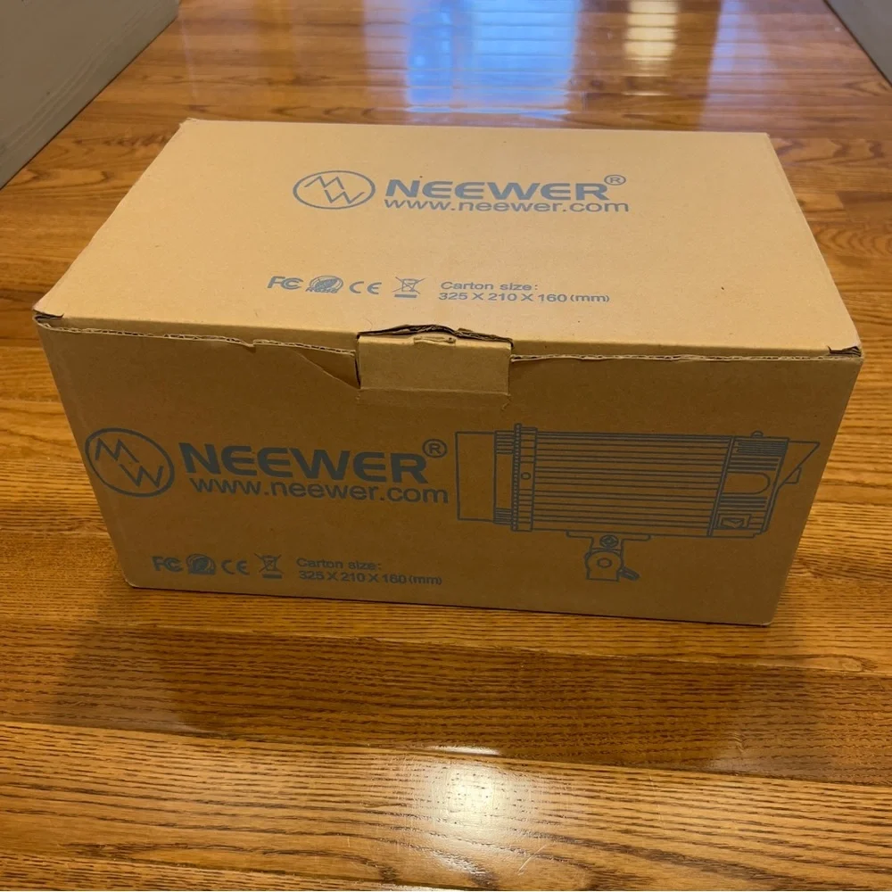 Neewer N-300W Photography Strobe